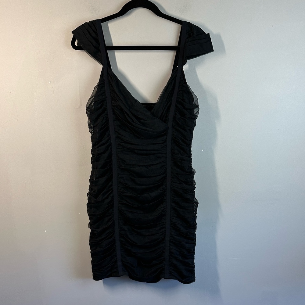 BCBGMaxAzria Black Ruched Tulle Cap Sleeve Dress Size L Bodycon Ruched